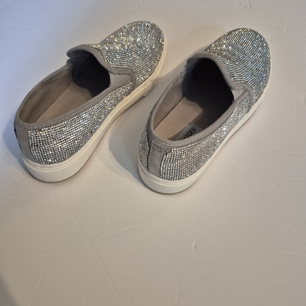 STEVE MADDEN 6.5 Rhinestone Slip On Sneakers - Picture 2 of 5
